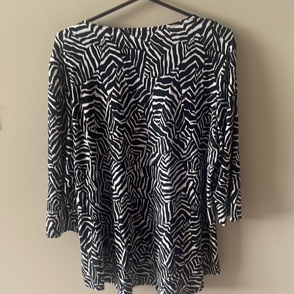 Joseph Ridcoff blouse - Picture 2 of 3